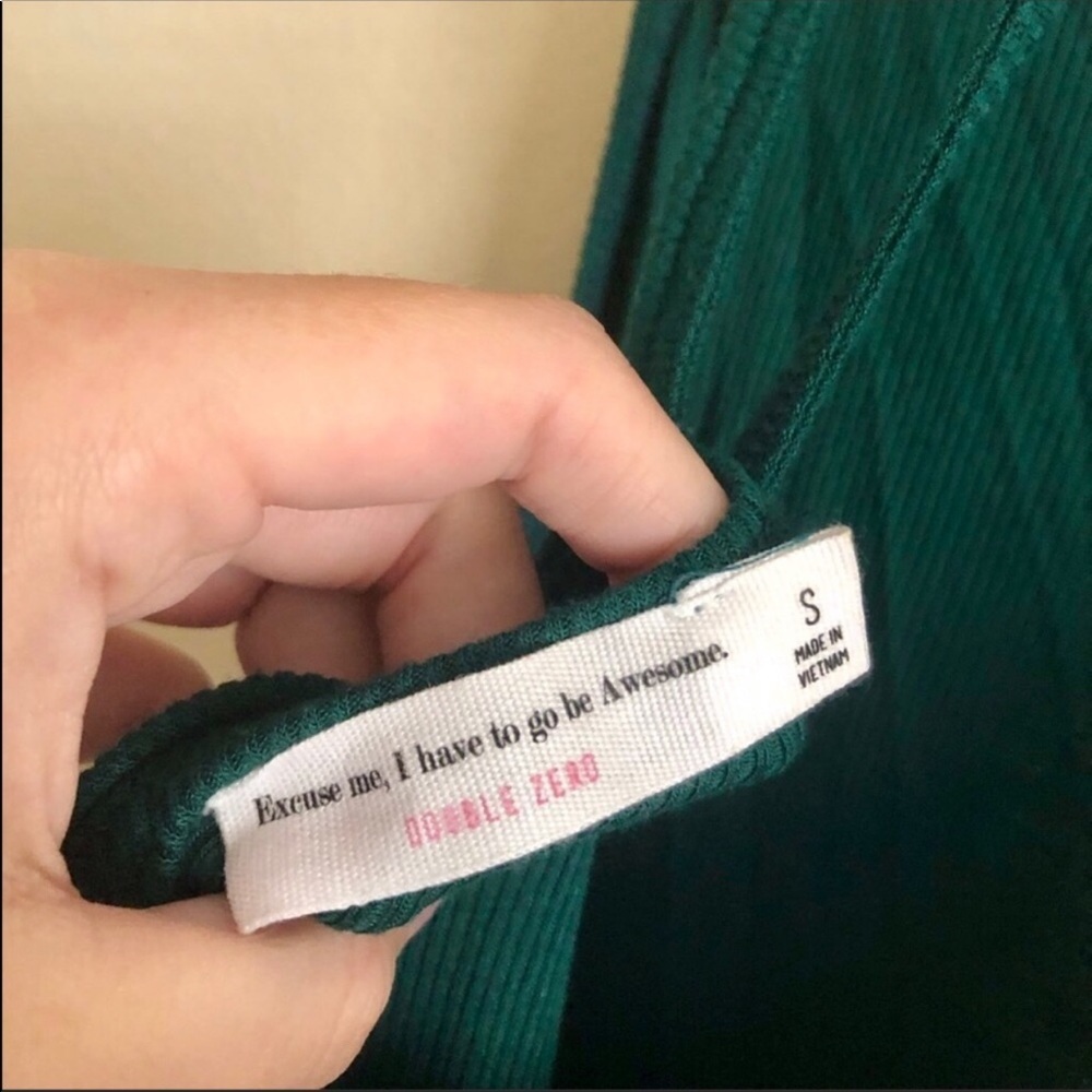 Green Ribbed Tank - Picture 4 of 7